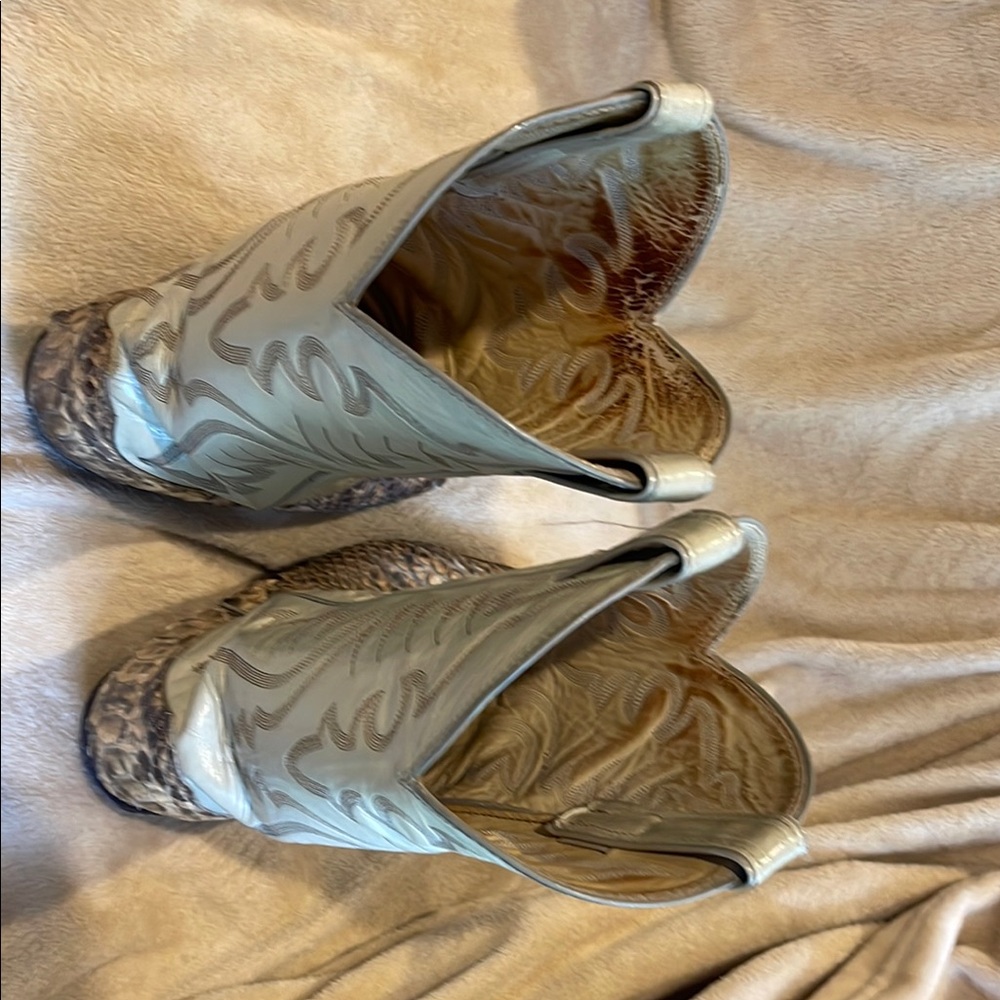 Snakeskin Cowboy Boots with Embossed Design - Picture 8 of 12